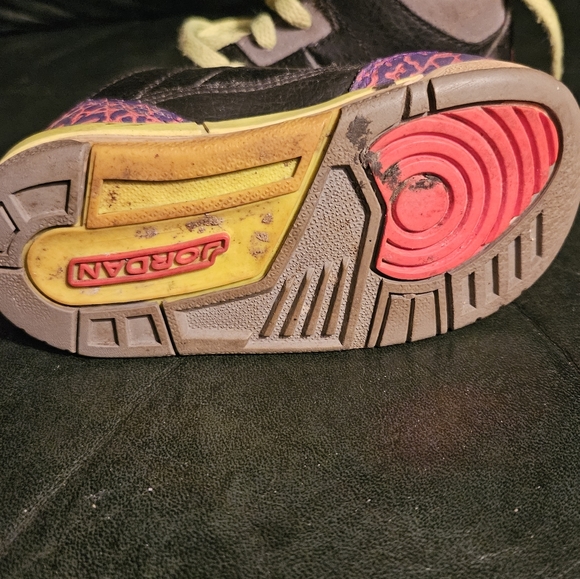 Jordan sneakers - Picture 4 of 6